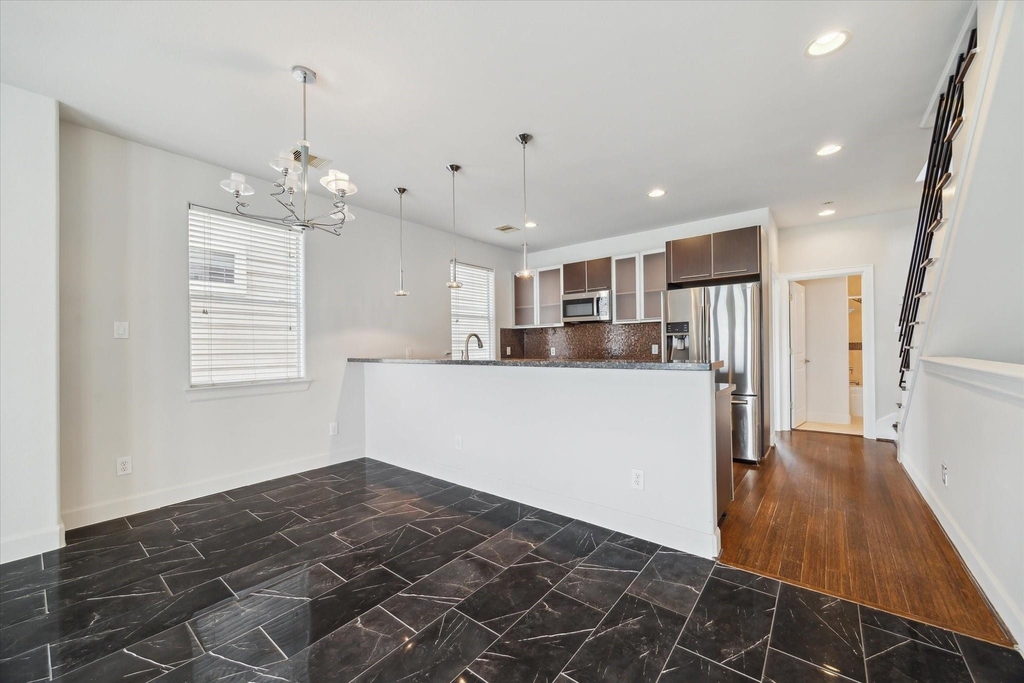 3041 Clinton Drive - Photo 8