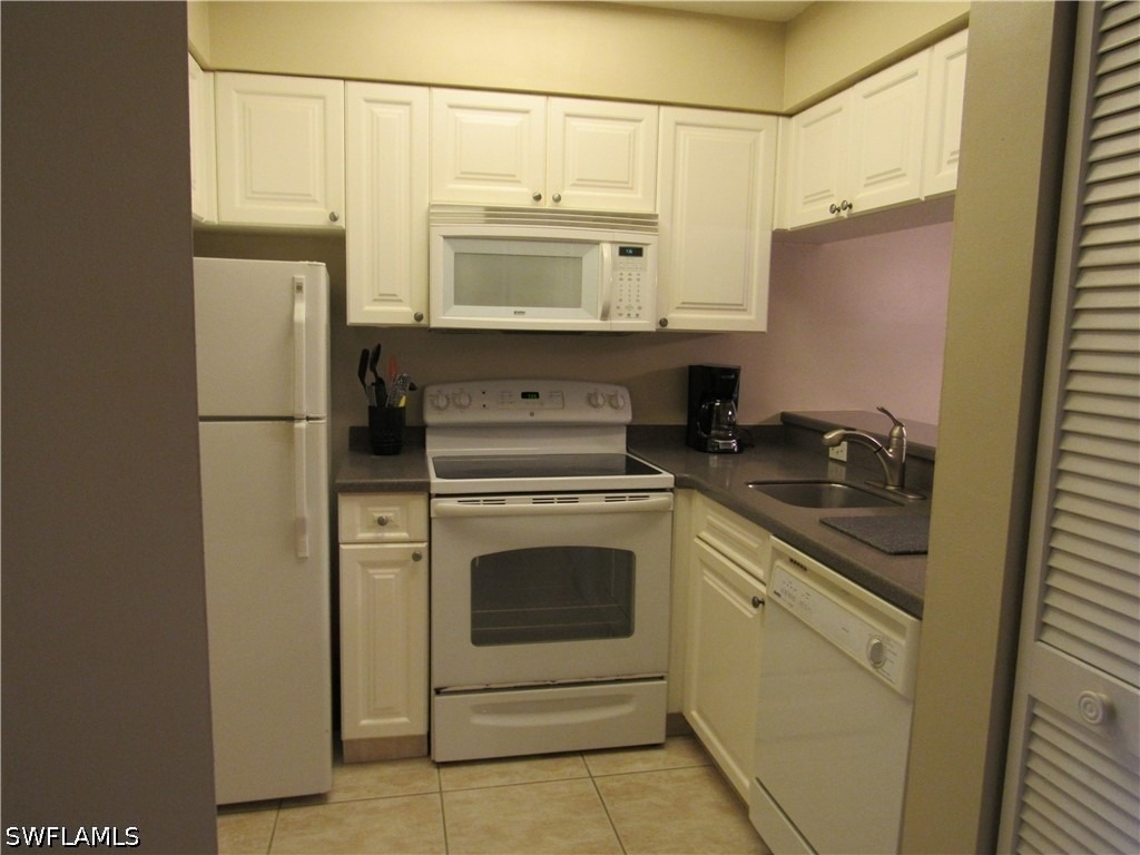 3323 Olympic Drive - Photo 5