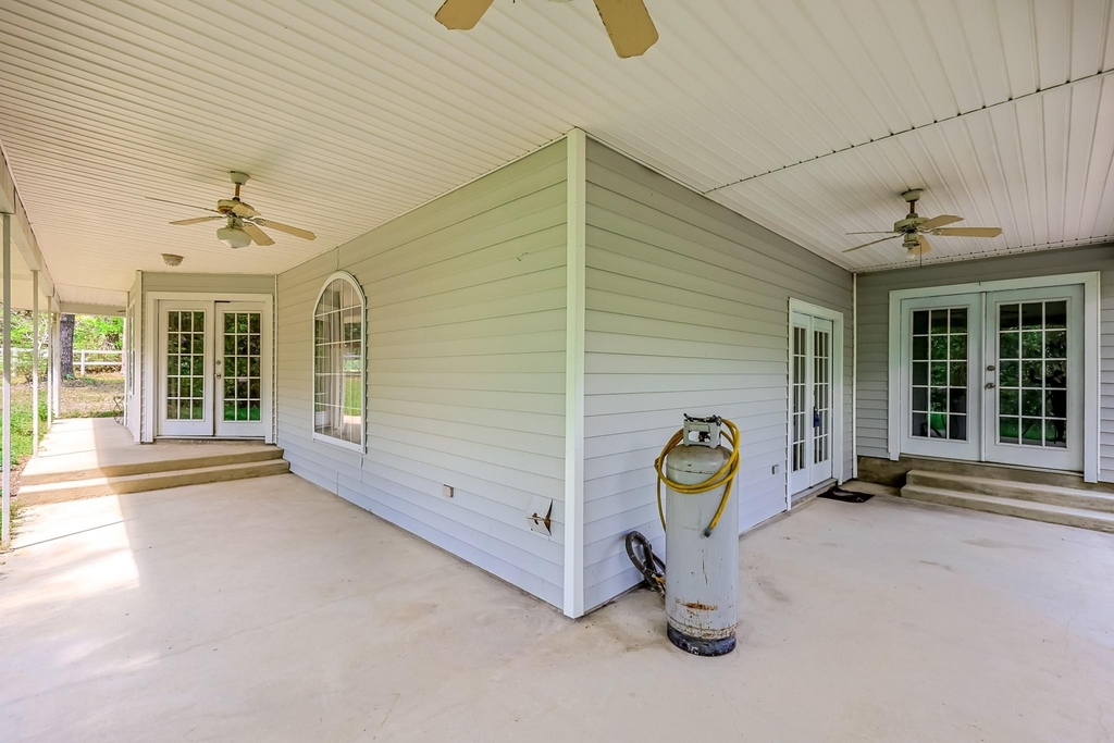 8 Vick Road - Photo 32