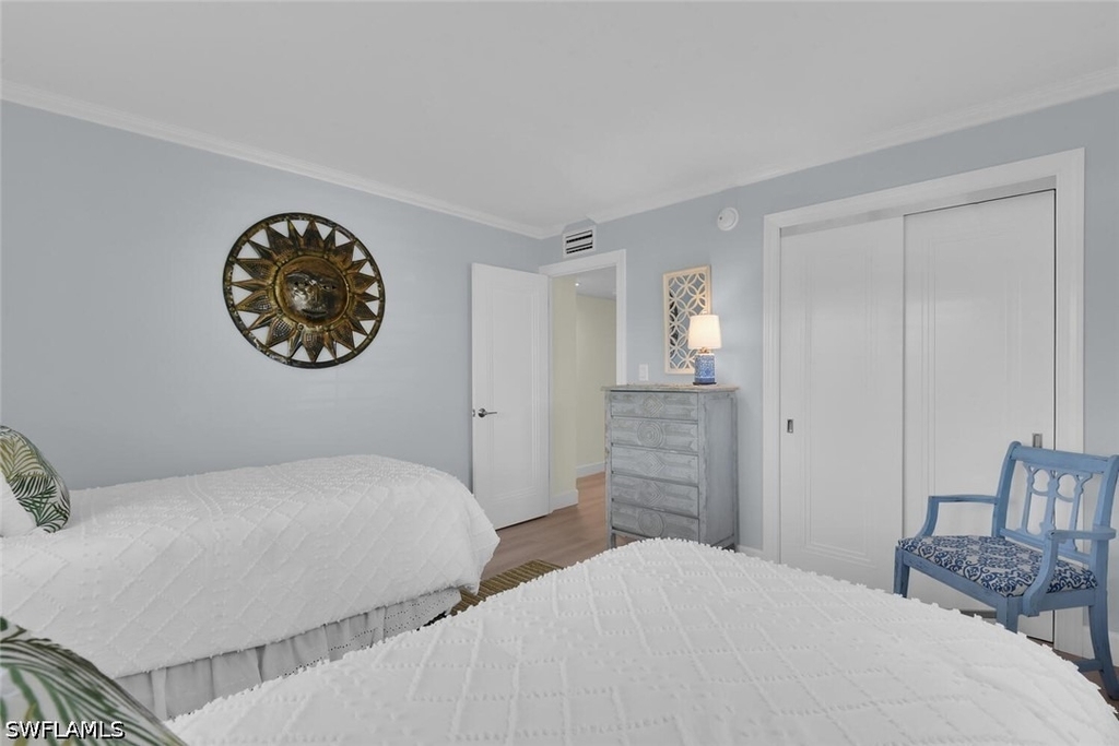 3200 Gulf Shore Boulevard N - Photo 17