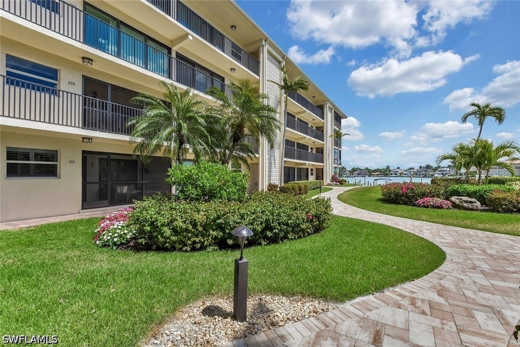 3200 Gulf Shore Boulevard N - Photo 25