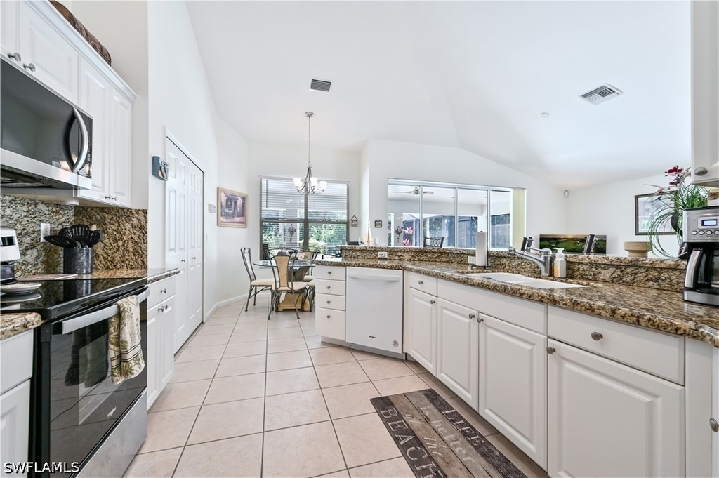 6453 Autumn Woods Boulevard - Photo 8