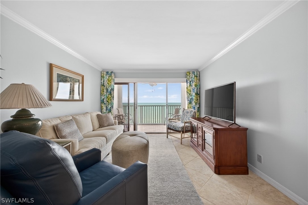 3443 Gulf Shore Boulevard N - Photo 10