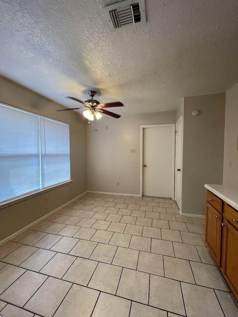 2126 Collingsfield Drive - Photo 13