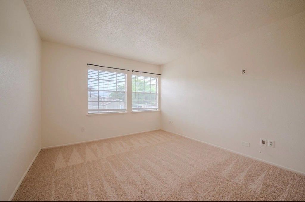 13034 Leader Street - Photo 22