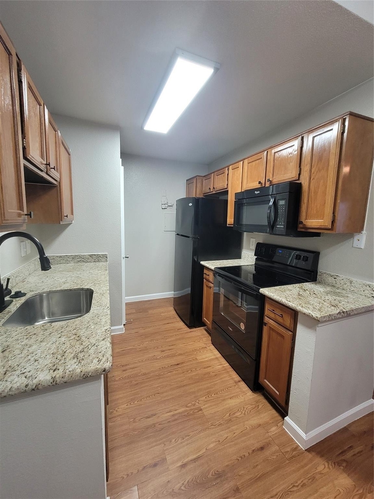 7250 W Greens Road - Photo 3