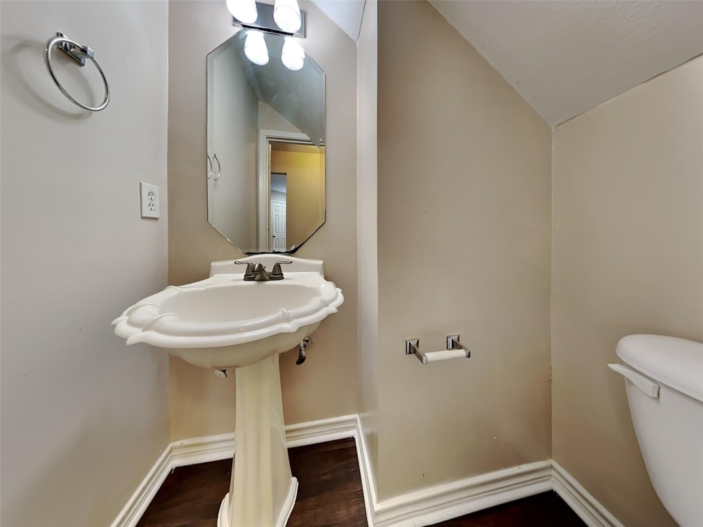 2219 Shady Pine Drive - Photo 5
