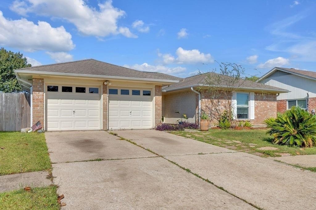 10007 Kirkbluff Drive - Photo 0