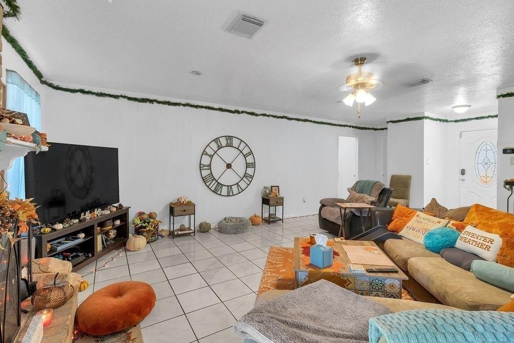 10007 Kirkbluff Drive - Photo 2