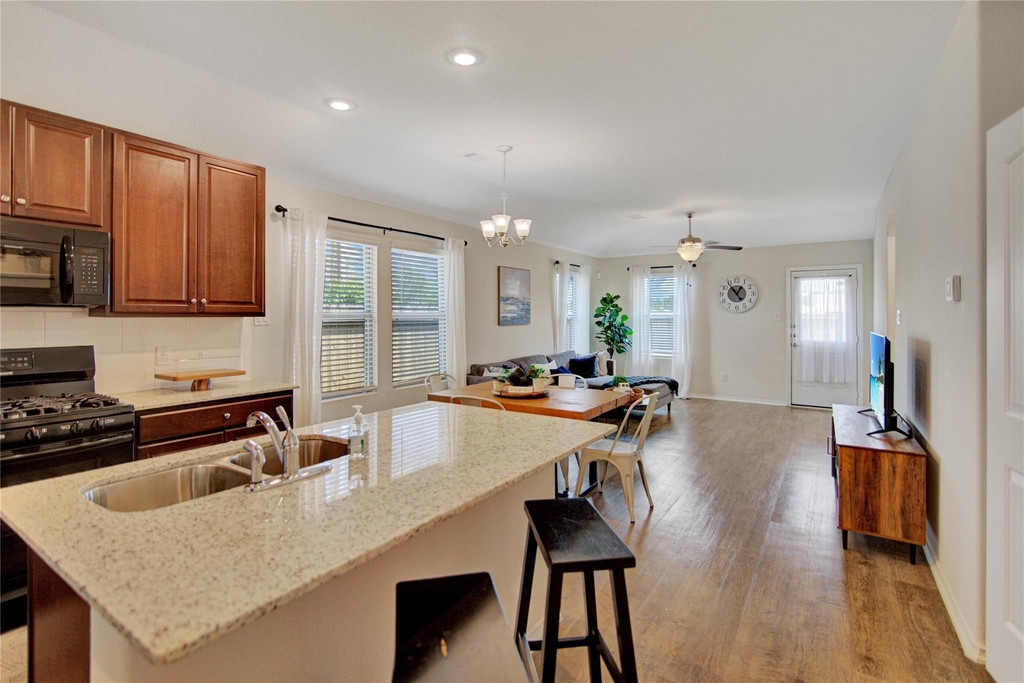 14032 Amelia Drive - Photo 2