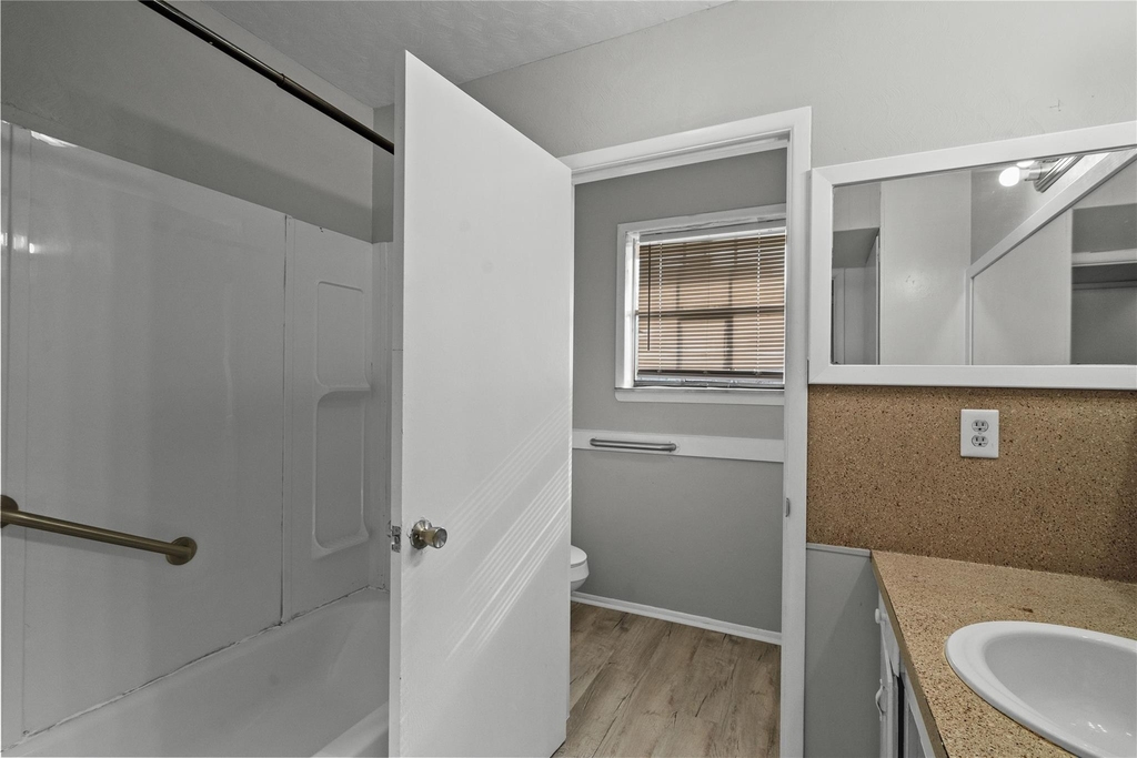 2729 Main Street - Photo 11