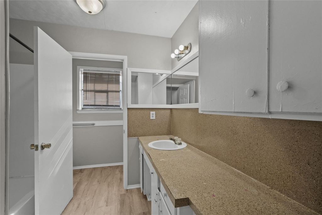 2729 Main Street - Photo 10