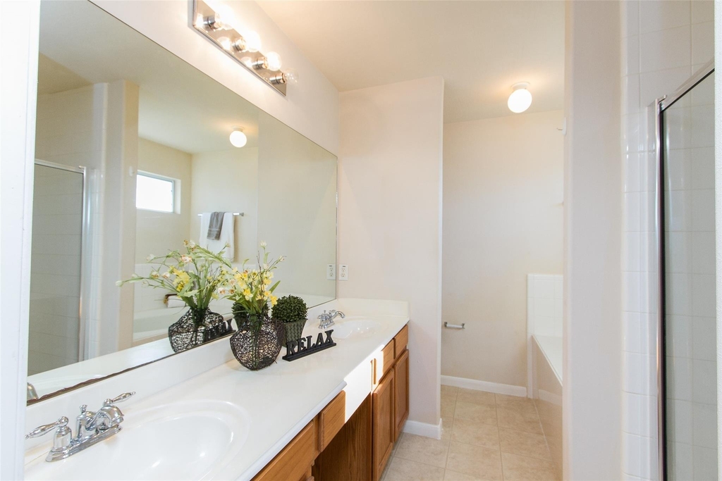 14202 Ballfour Park Lane - Photo 8