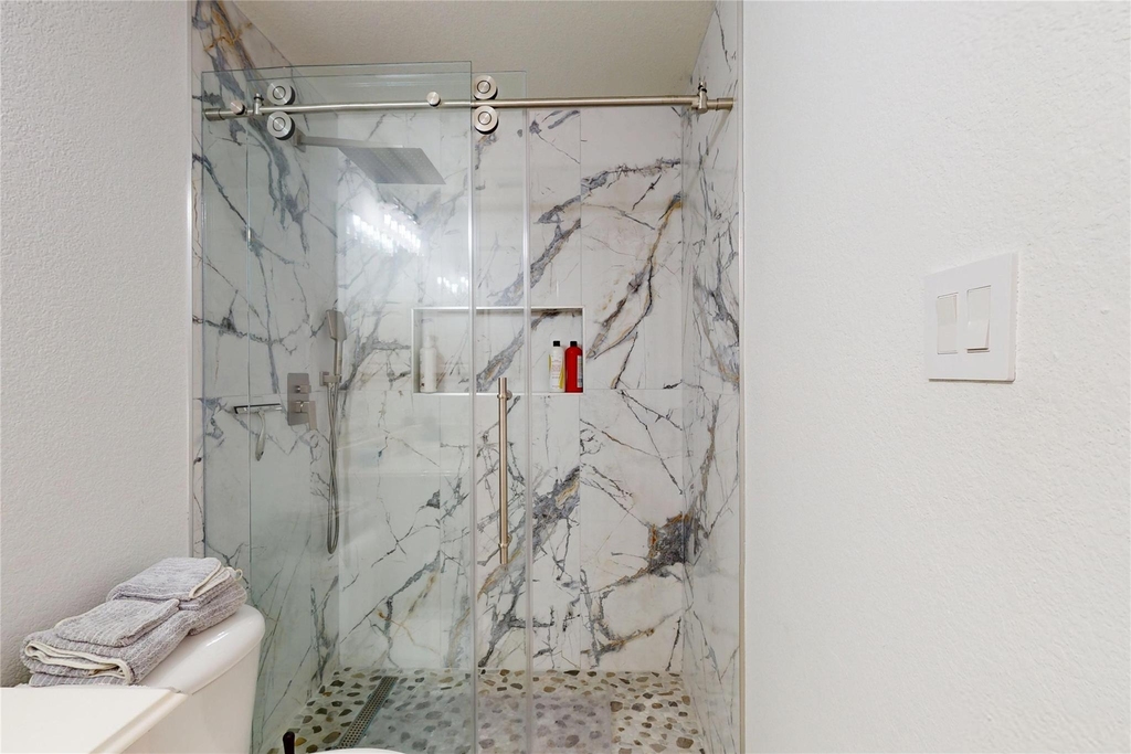 18 Avenswood Place - Photo 16