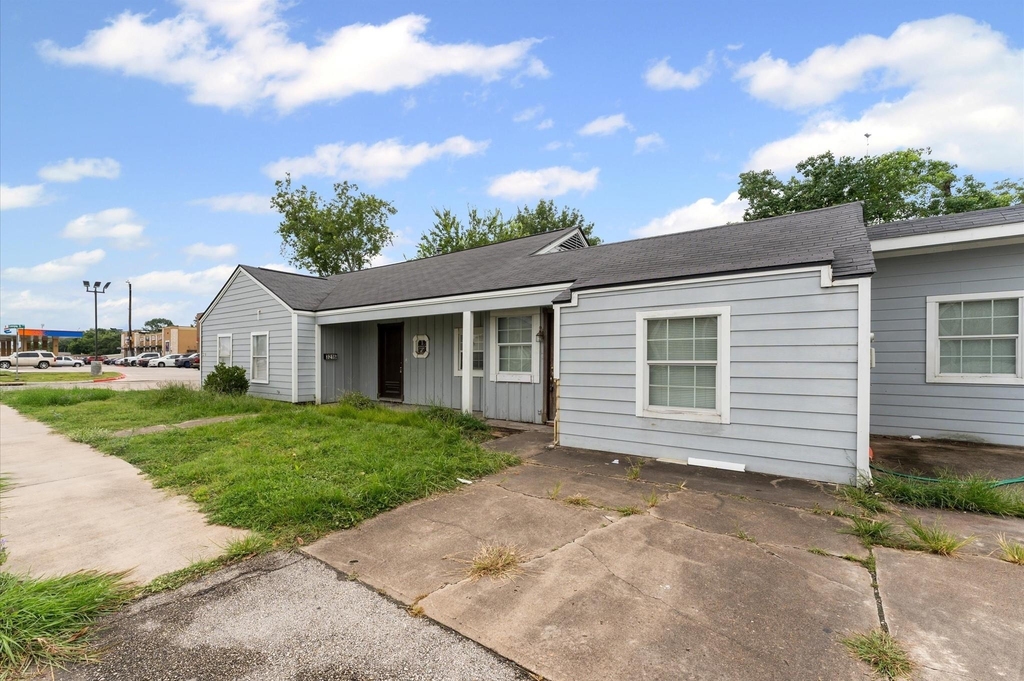 3216 Avenue I A - Photo 2
