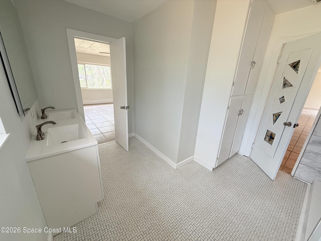 100 Tampa Avenue - Photo 8