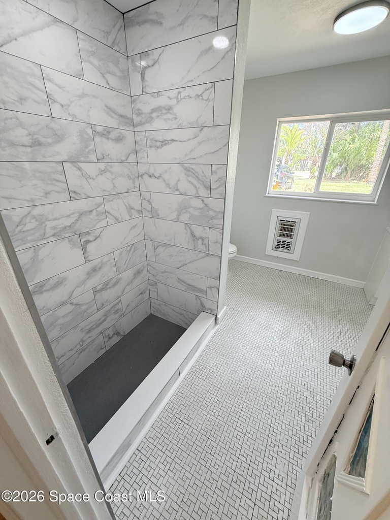 100 Tampa Avenue - Photo 9