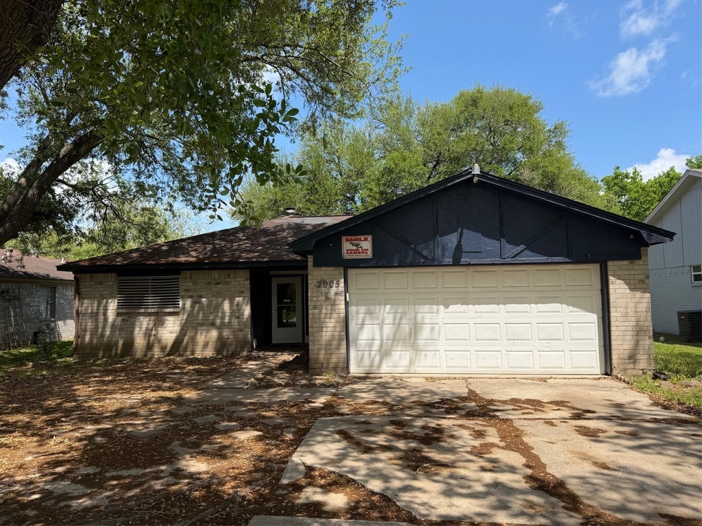 2905 Arkansas Avenue - Photo 0