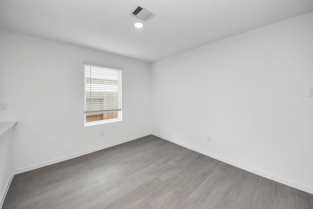 1134 Blue Stone Drive - Photo 11