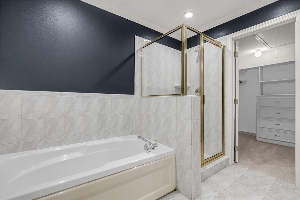 4916 Travis Street - Photo 16