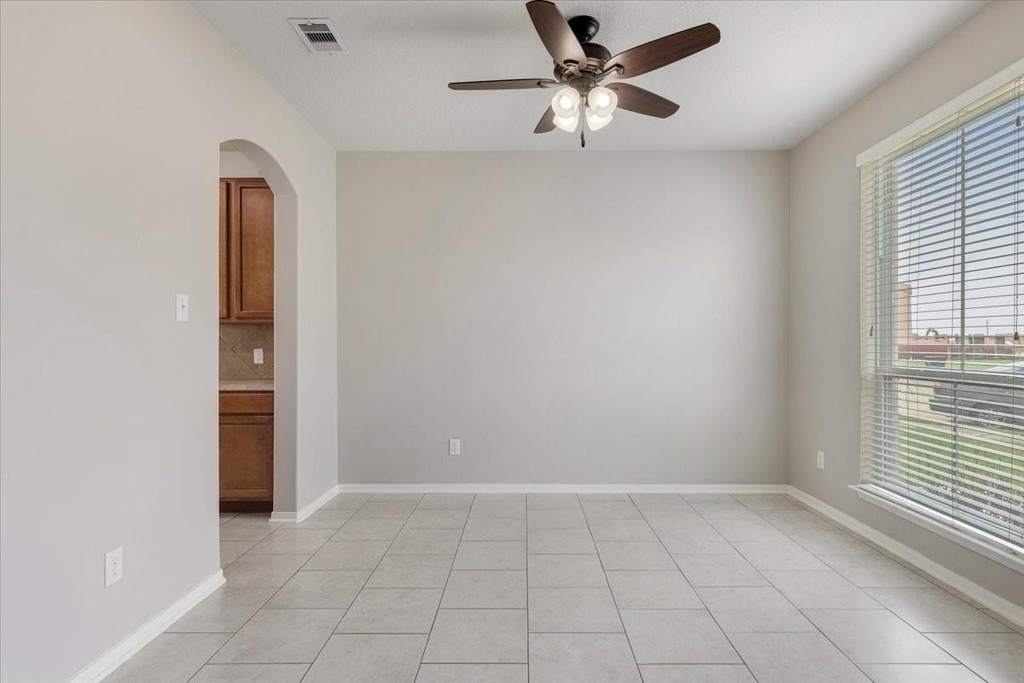 4810 Vintage Grove Court - Photo 4