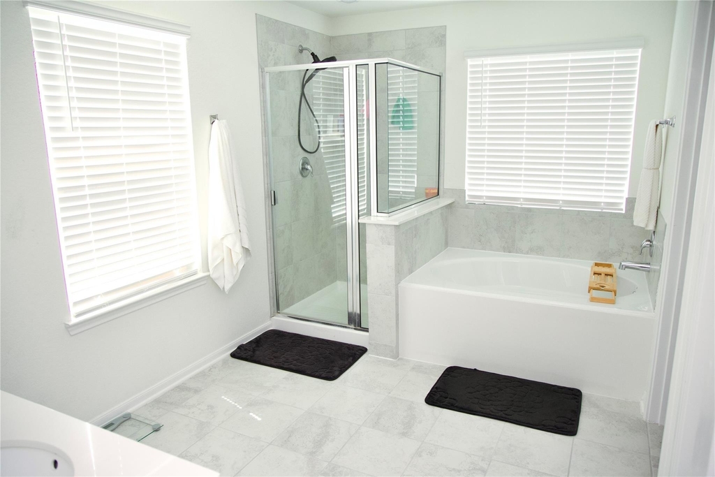 25219 Sierra Manor Court - Photo 13