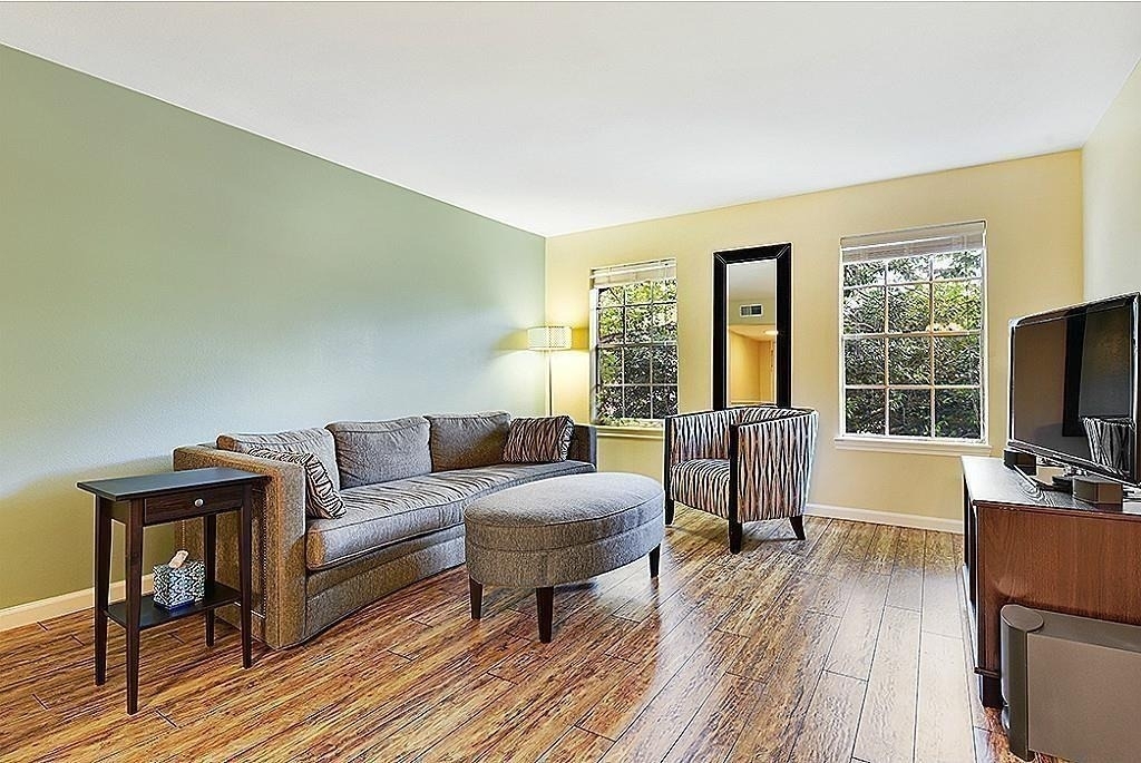361 N Post Oak Lane - Photo 3