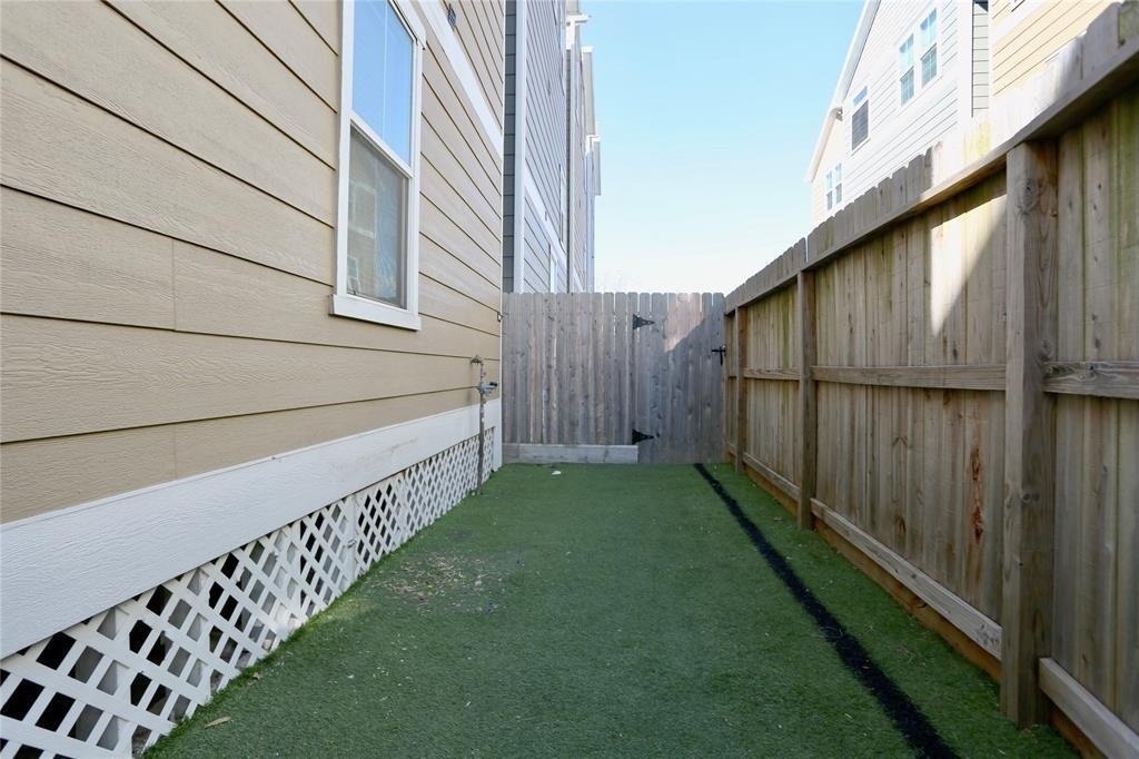 1227 W 19th Street - Photo 24