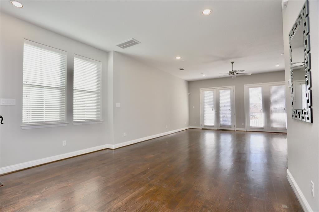 1227 W 19th Street - Photo 5