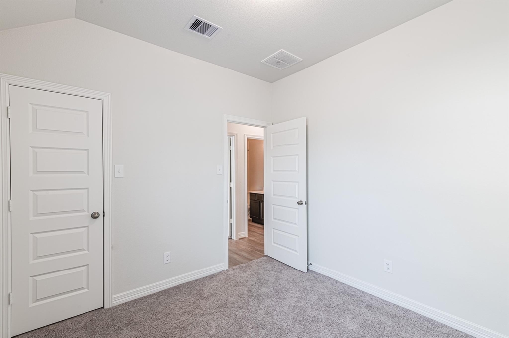 7431 Sail Hill Drive - Photo 33