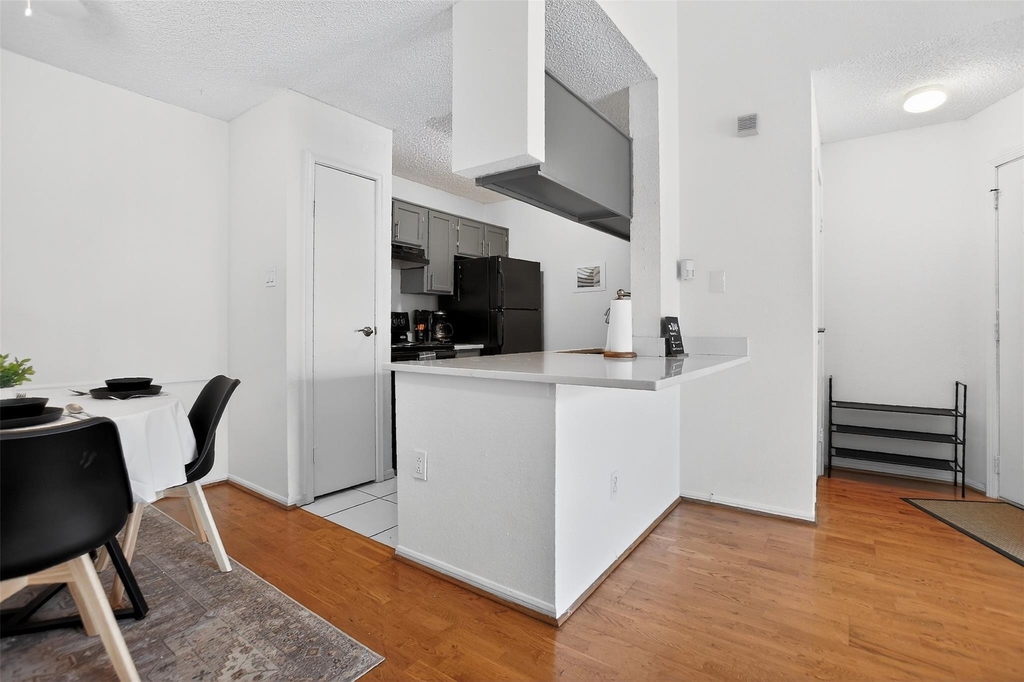 3770 Lovers Wood Lane - Photo 5