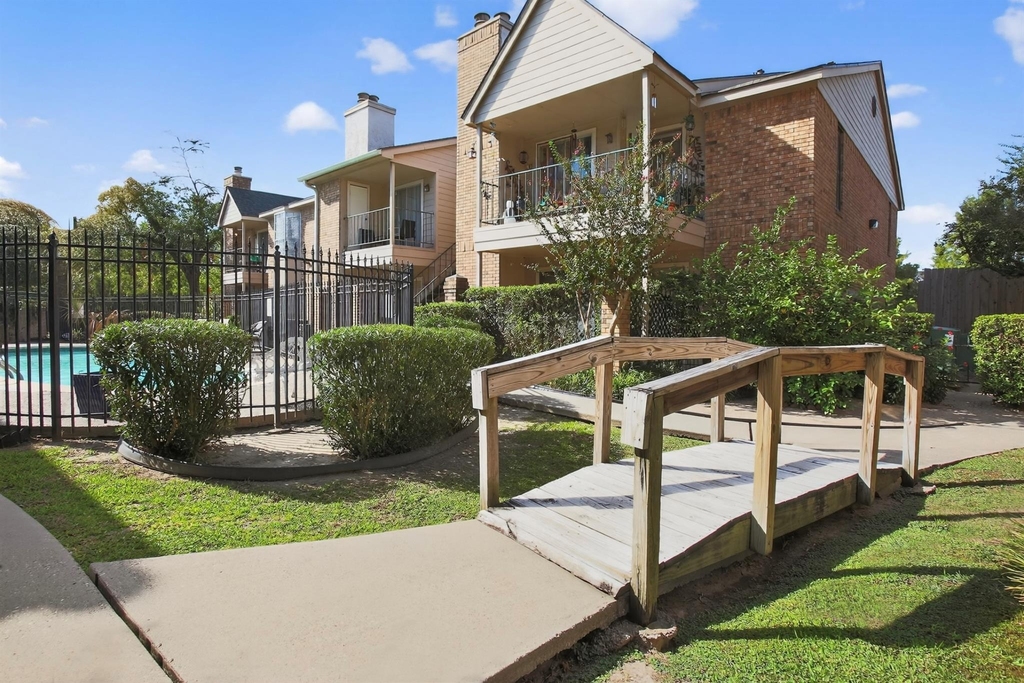 3770 Lovers Wood Lane - Photo 34