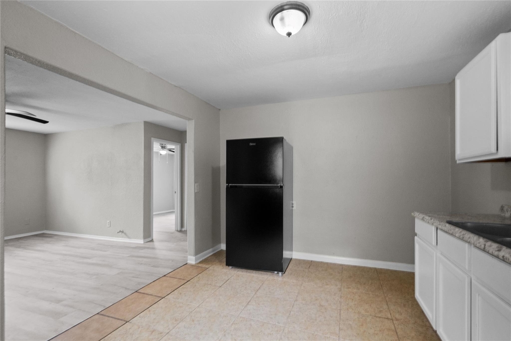 2328 Boss Street - Photo 4