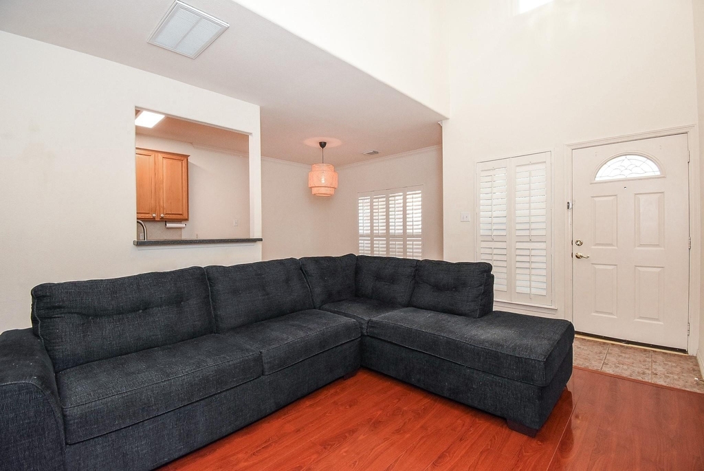 13646 Garden Grove Ct - Photo 6