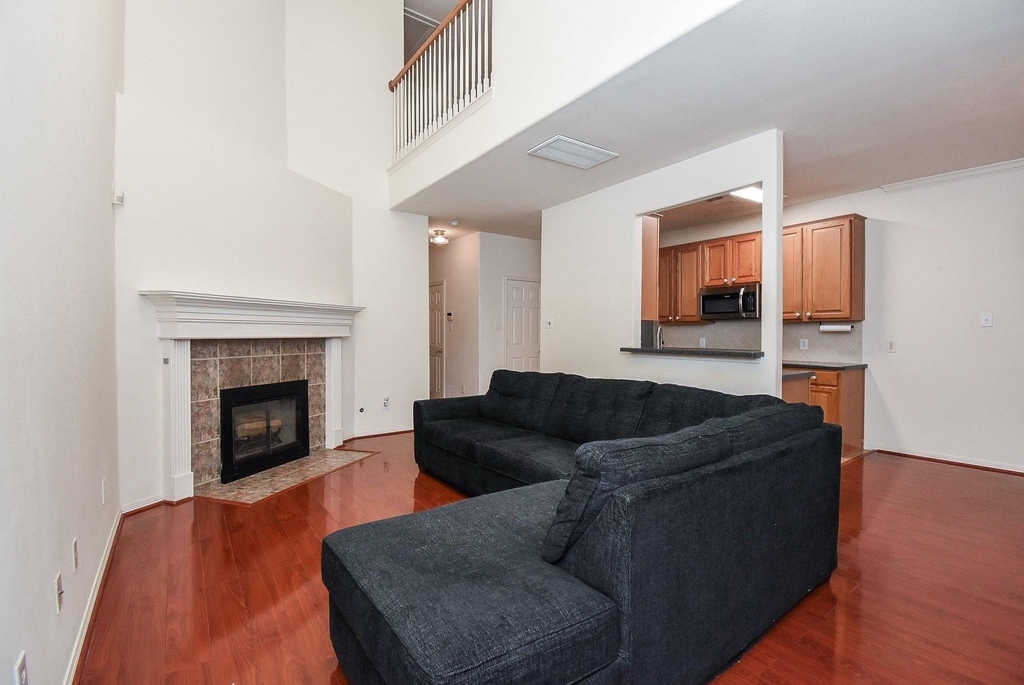 13646 Garden Grove Ct - Photo 4