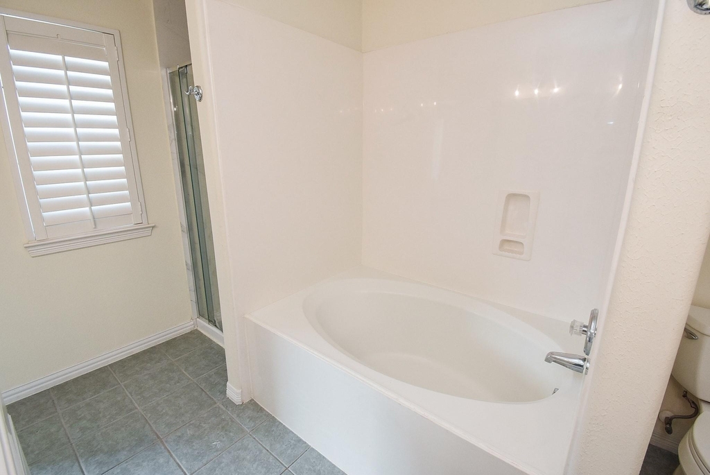 13646 Garden Grove Ct - Photo 17