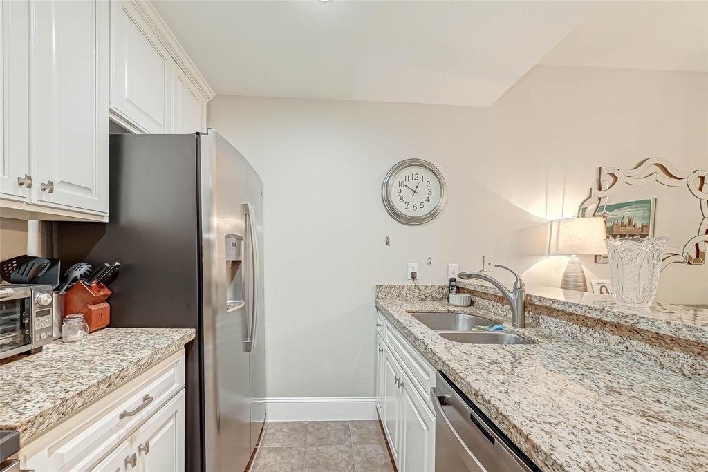 11711 Memorial Drive - Photo 7