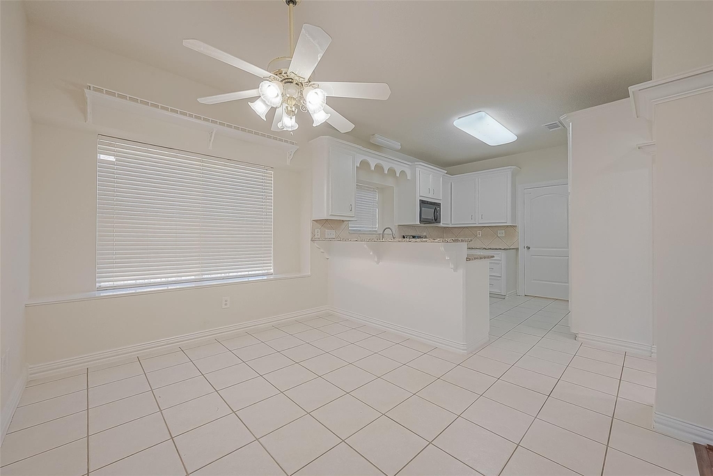 1189 Lovett Street - Photo 20