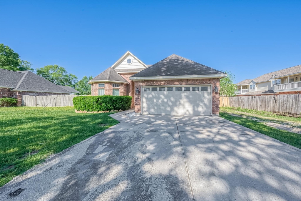 1189 Lovett Street - Photo 6