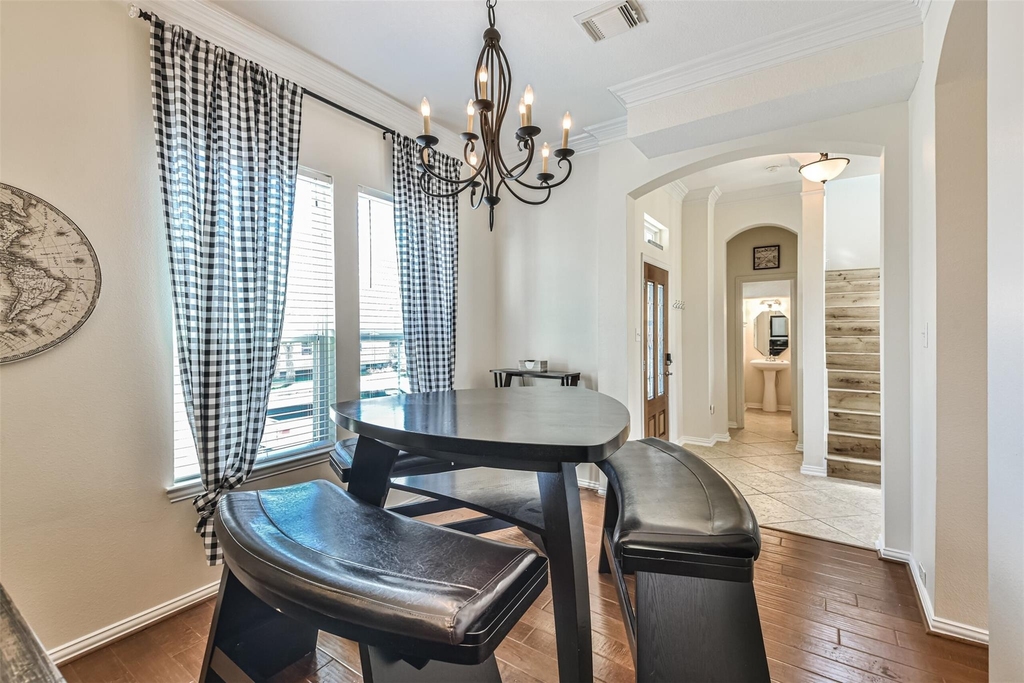 1815 28th Street - Photo 9