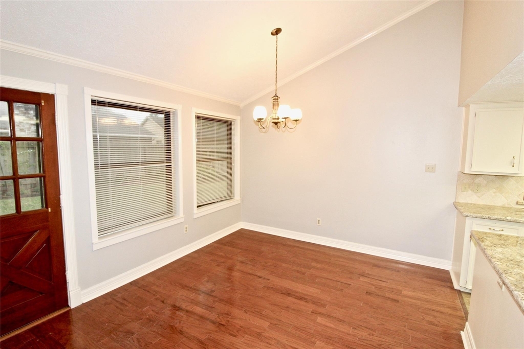 3146 Wagon Trail Drive - Photo 4
