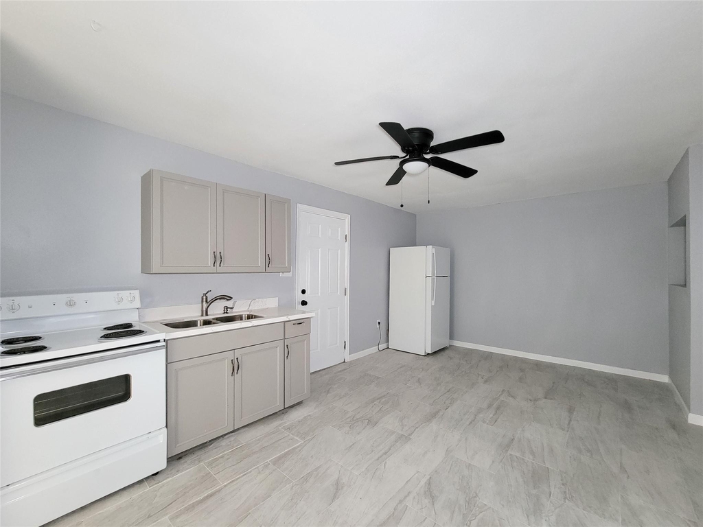5103 Karu Drive - Photo 7