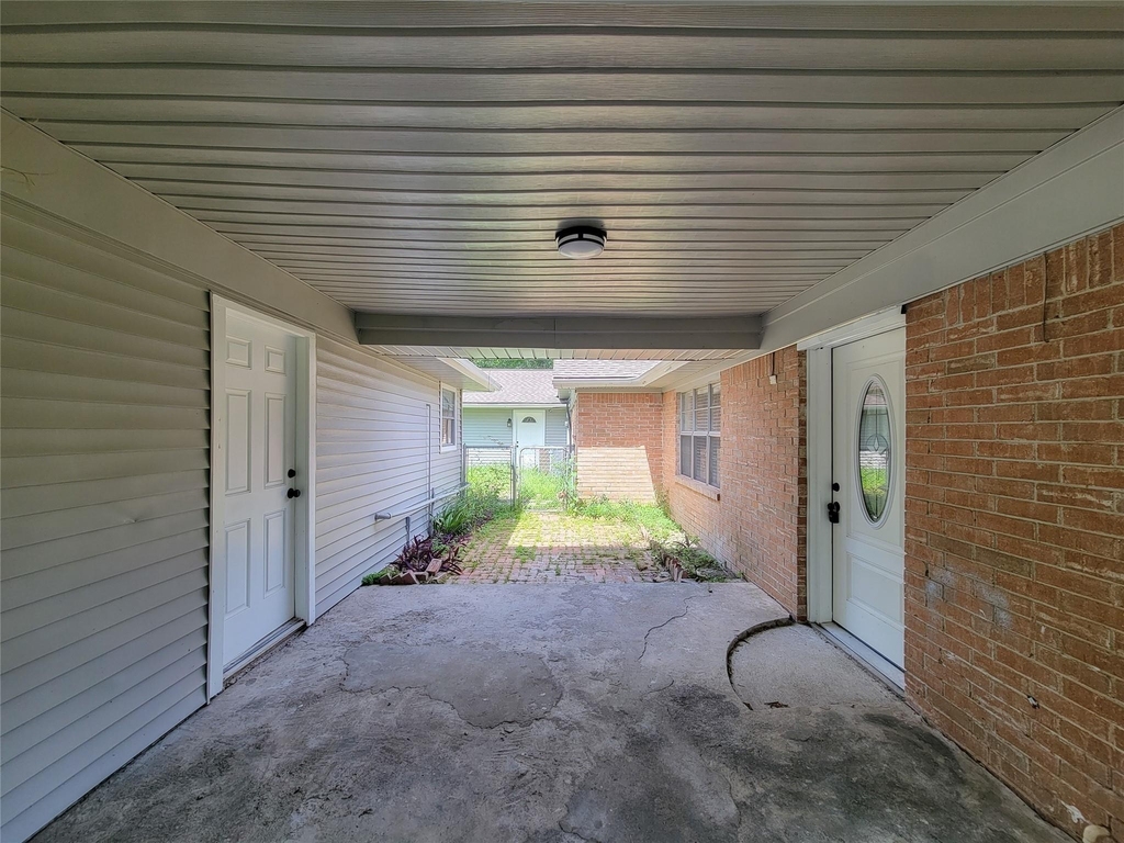 5103 Karu Drive - Photo 1
