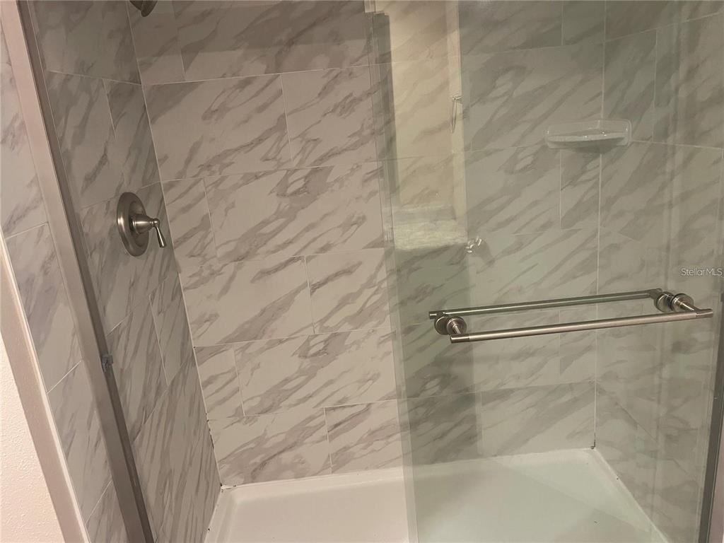 851 Bayway Boulevard - Photo 15