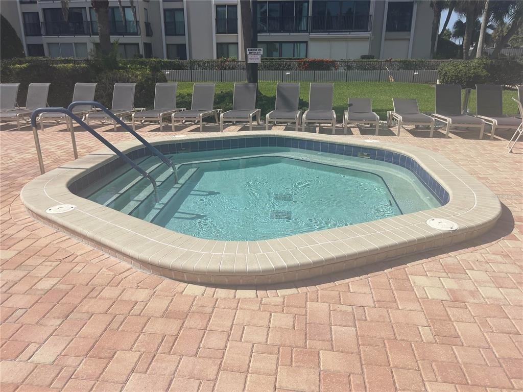 851 Bayway Boulevard - Photo 28