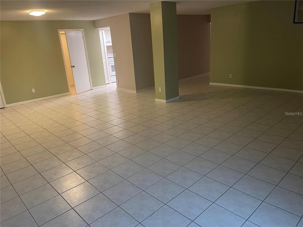 851 Bayway Boulevard - Photo 9