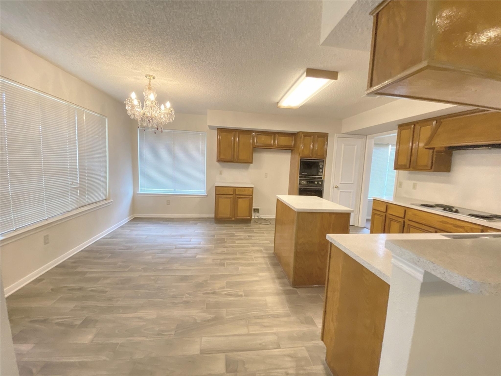 14818 Chetland Place Drive - Photo 8