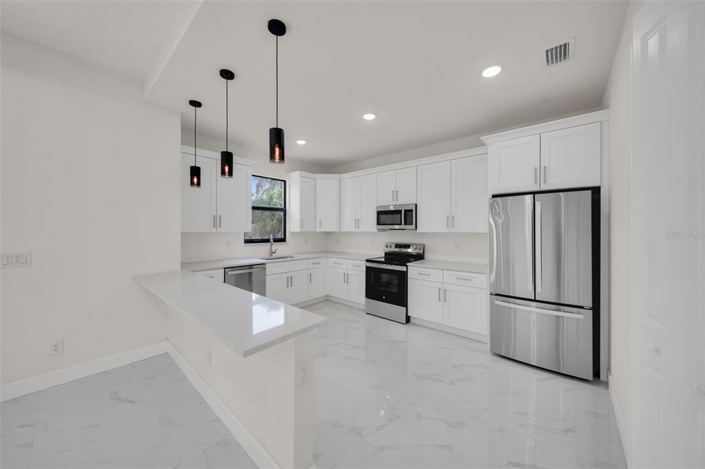 446 Skyland Lane - Photo 3