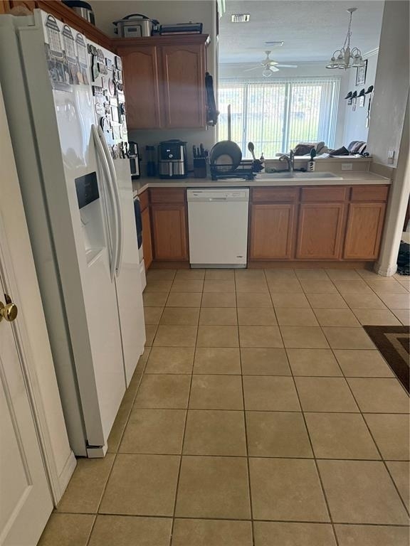 5345 60th Avenue N - Photo 0