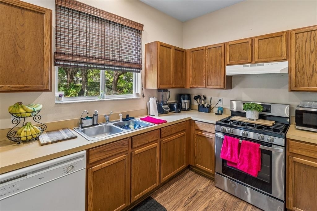 2401 Silvermoss Drive - Photo 17